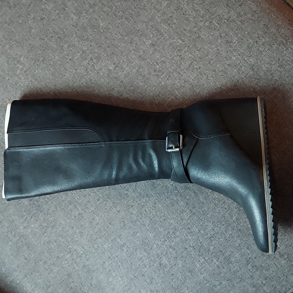 Naturalizer Soul wide leg boots